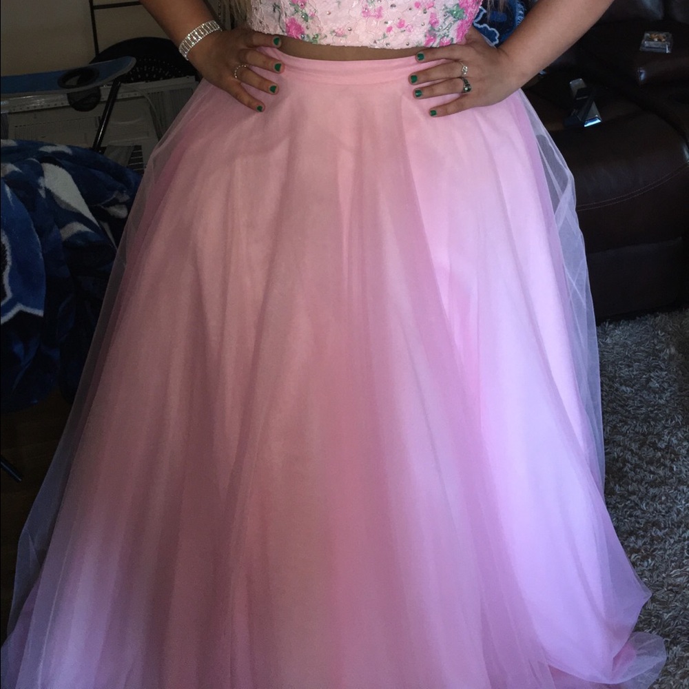 Lace Floral Patterned Light Pink Prom Dress - Picture 3 of 4