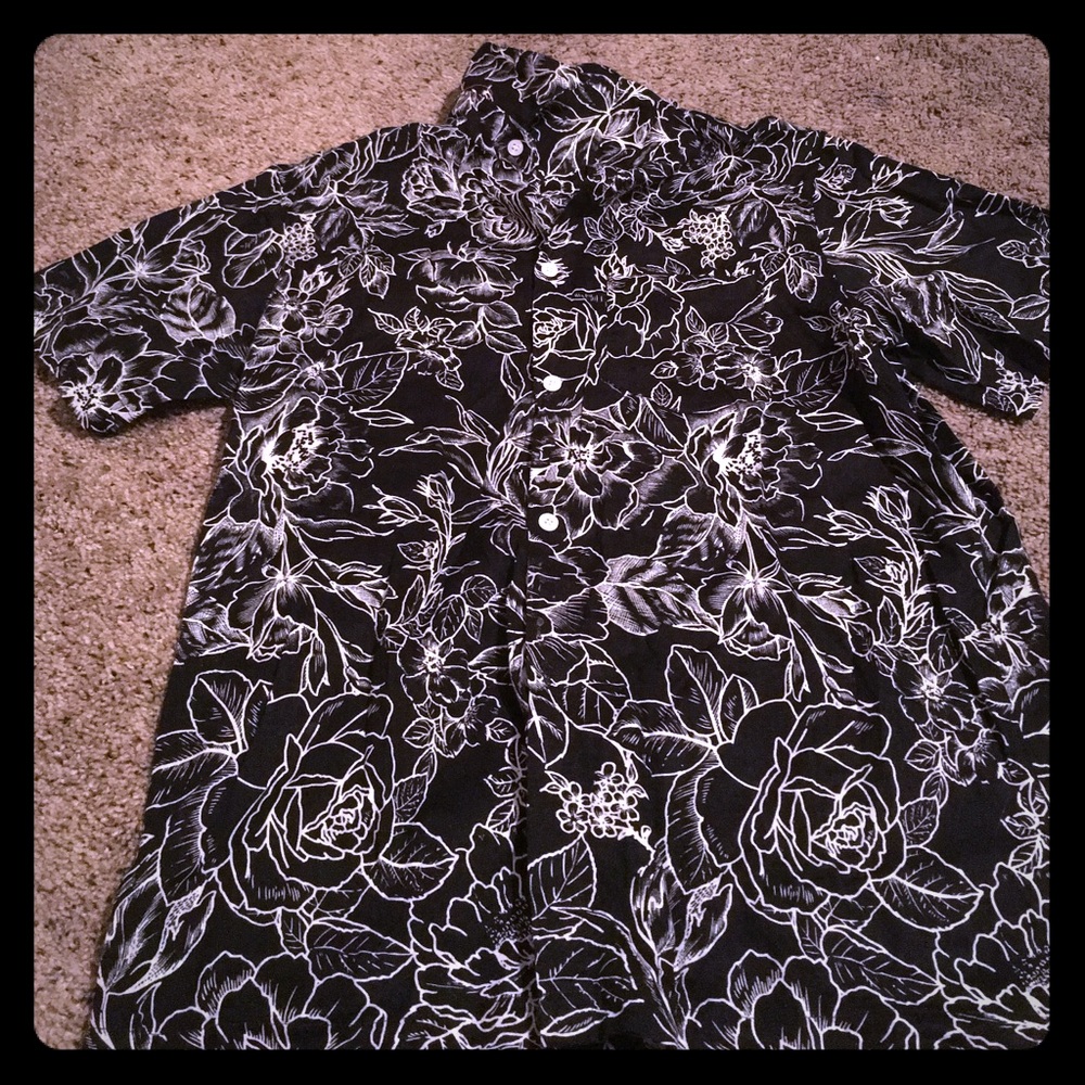 Unique, unisex shirt