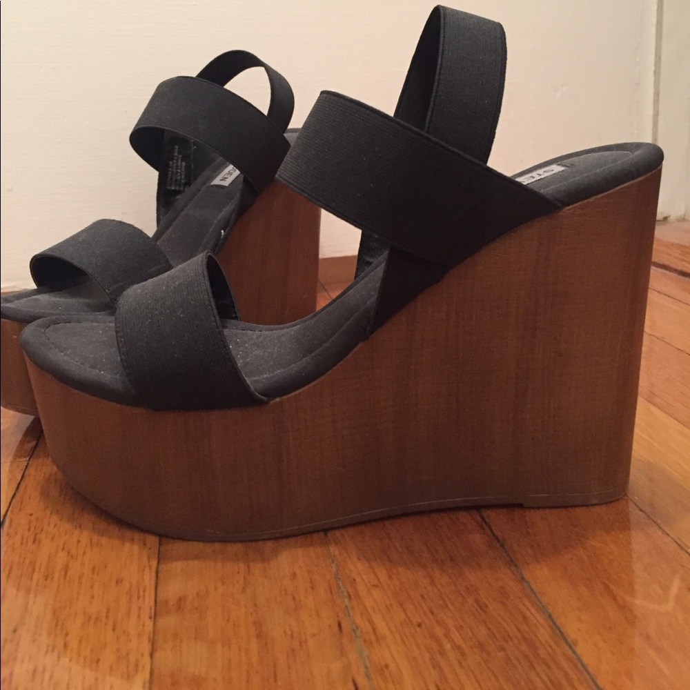 Steve Madden Stepina Black Wedge Sandals