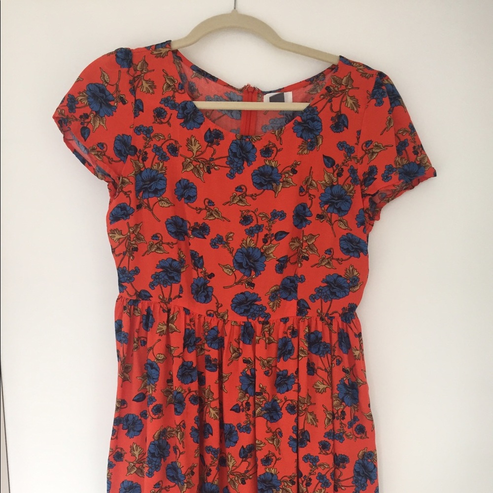 Old navy floral cap sleeved dress