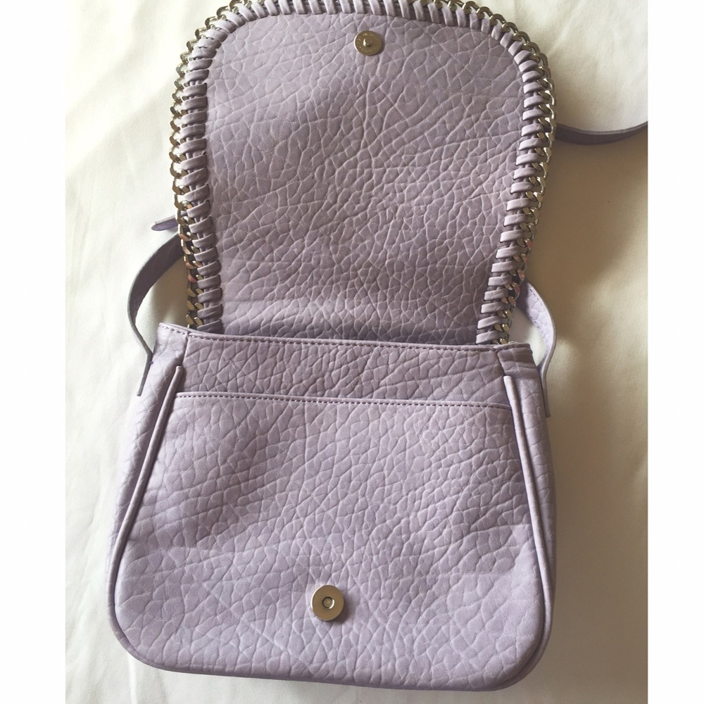 SALE 💋 NEW Lavender cross body bag - Picture 2 of 4