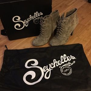 Seychelles laceup bootie