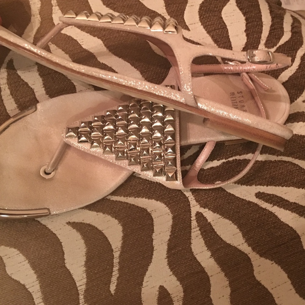 Stuart Weitzman - Picture 2 of 2