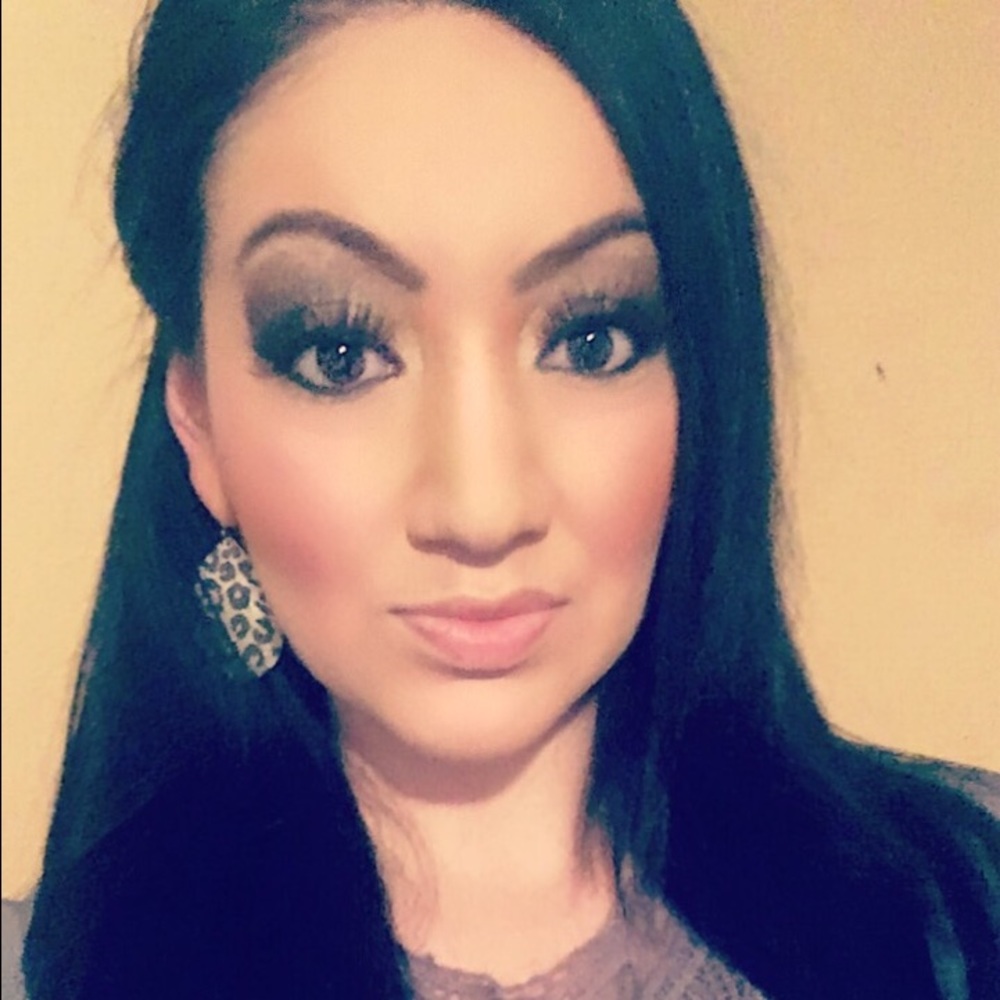 Meet your Posher, Amanda