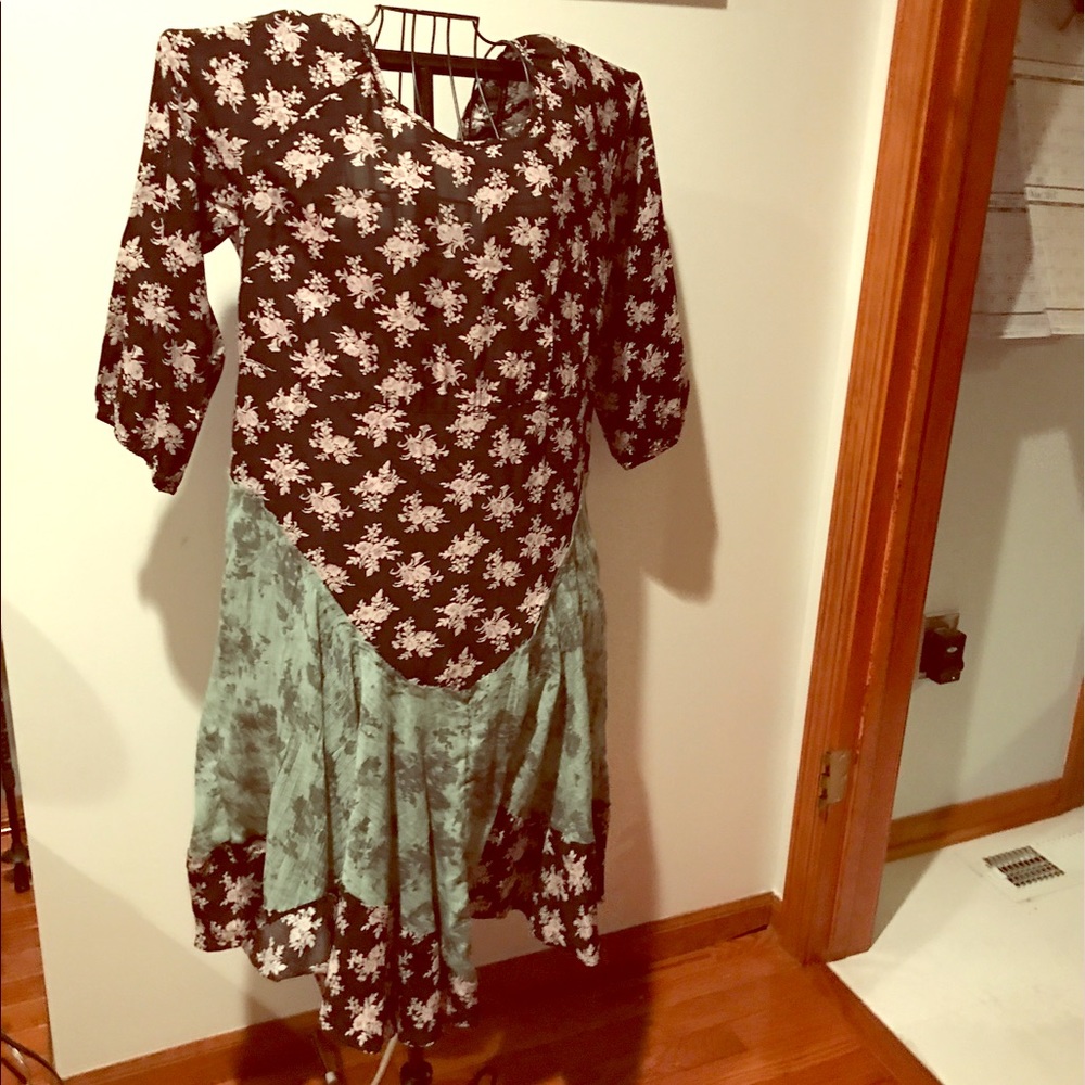 New Lg Dress by Hem & Thread