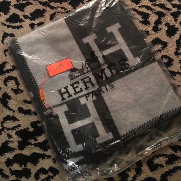 H Blanket - Picture 2 of 3