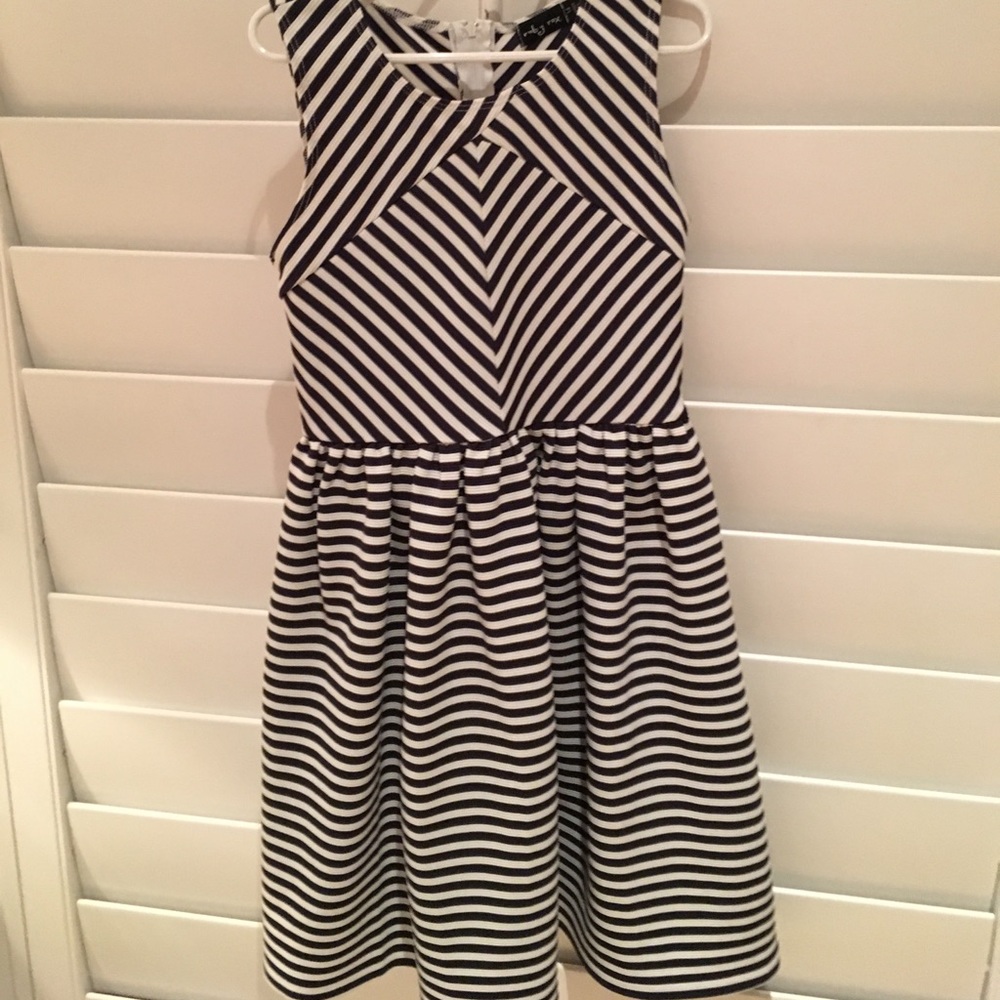 Navy/white Striped Dress