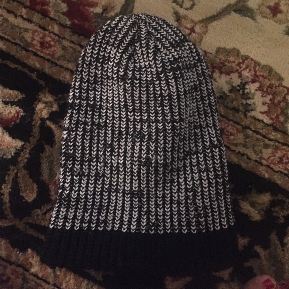 Thermal fleece lined toboggan