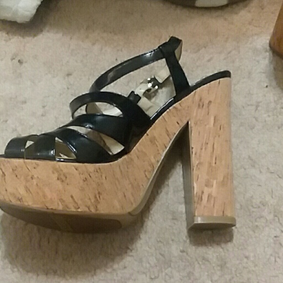 Nine west heals - Picture 2 of 4