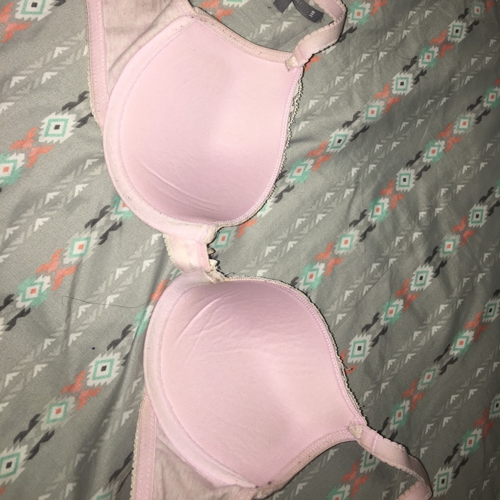Pink Bra - Picture 4 of 5
