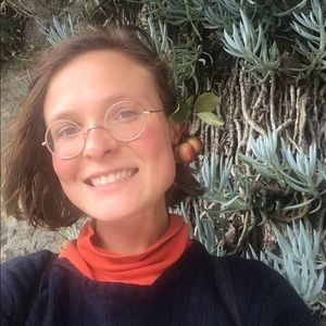 Meet your Posher, Emma