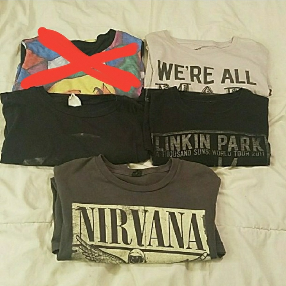 Lot of 4 Hot Topic Tshirts