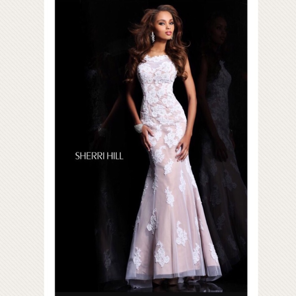 Sherri Hill nude and white lace mermaid prom dress