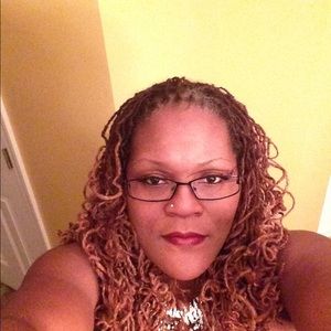 Meet your Posher, Coreen