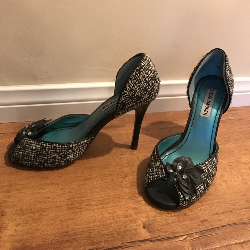 Steve Madden tweed heel