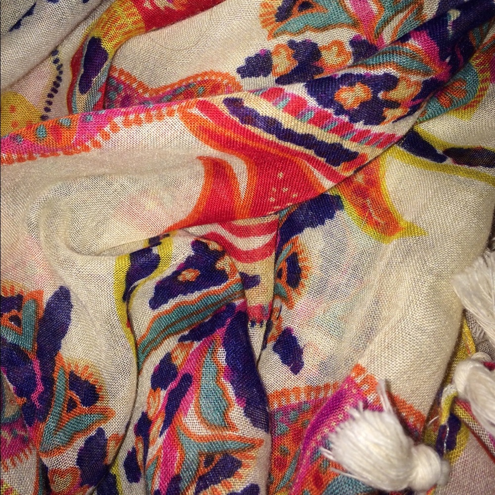 Scarf - Picture 2 of 2