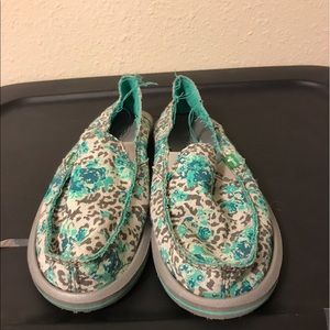Teal Sanuk sneakers