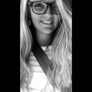 Meet your Posher, Karissa