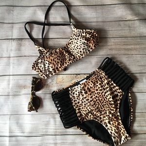 High waist Swimsuit two pieces/ bikini👙 S Top/M B