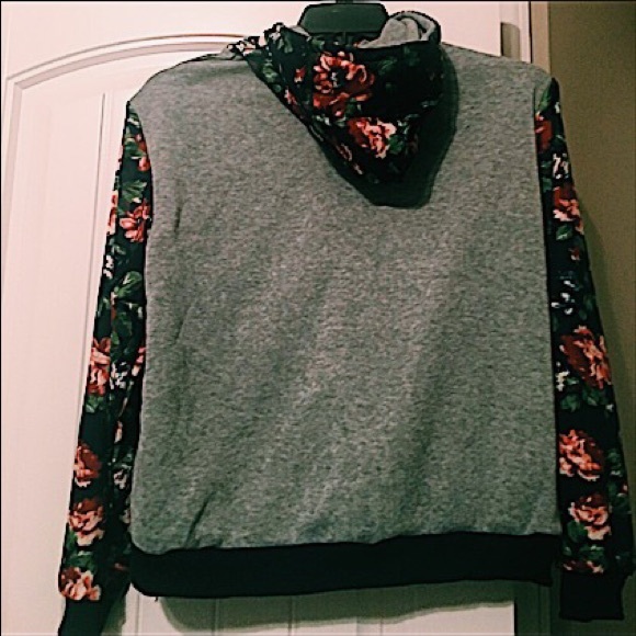 SOLD OUT Floral Print Front Pocket Preppy Hoodie - Picture 3 of 3