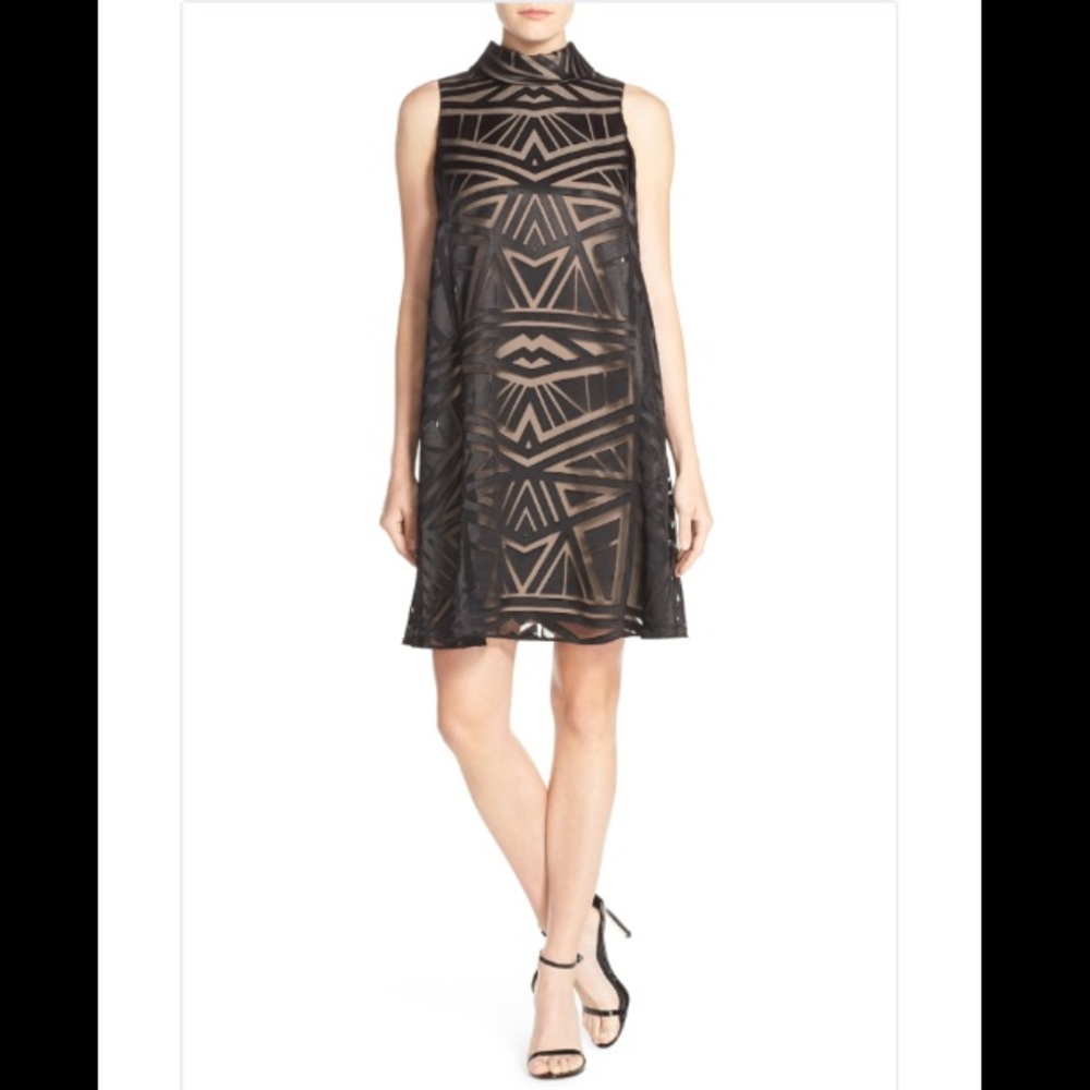 Vince Camuto Burnout Woven Trapeze dress