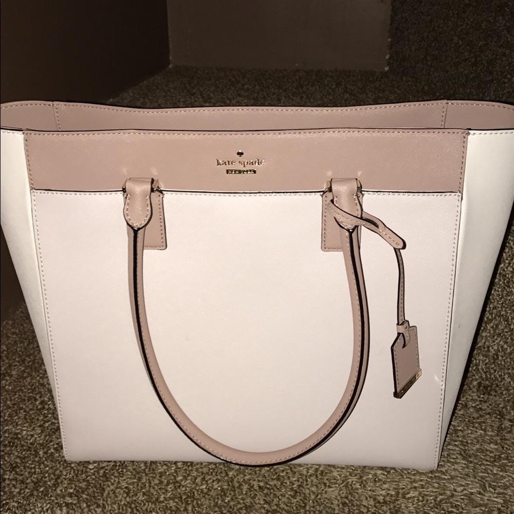 Kate Spade Purse - Picture 1 of 3