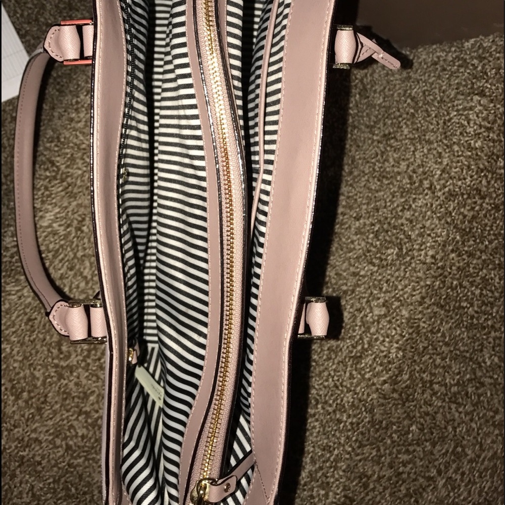 Kate Spade Purse - Picture 3 of 3