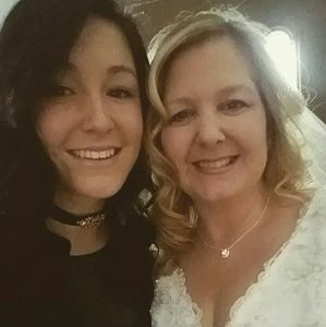 Meet your Posher, Adriana