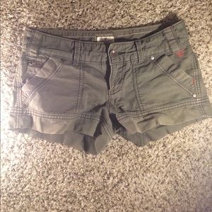 Cargo material shorts