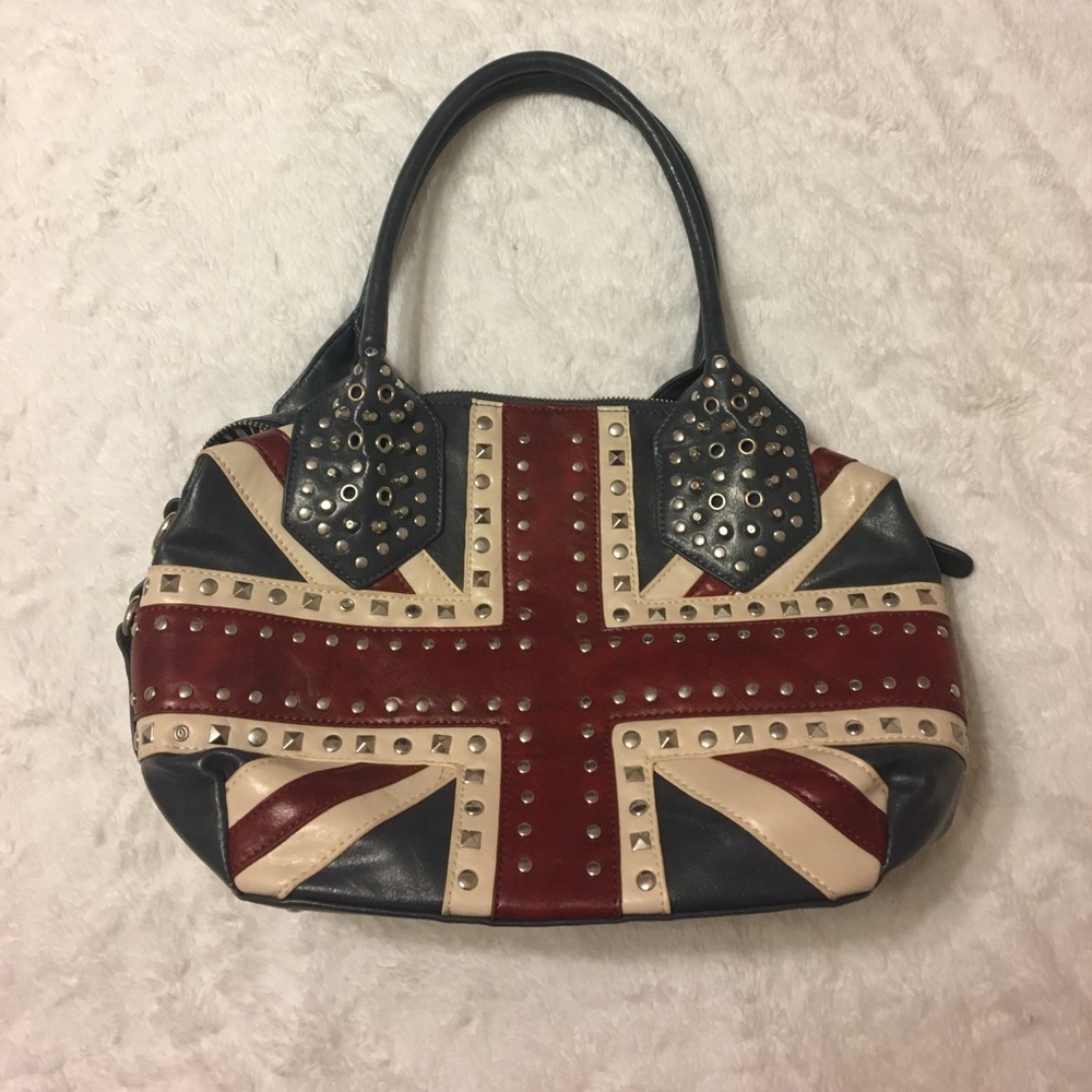Charming Charlie's British flag handbag