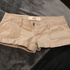 Hollister khaki shorts size 0. Never worn.