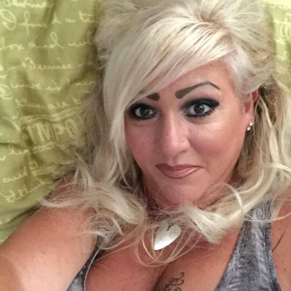 Meet your Posher, Debbie