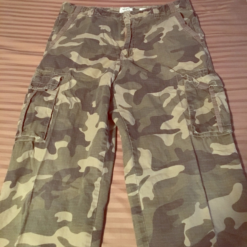 Camo pants