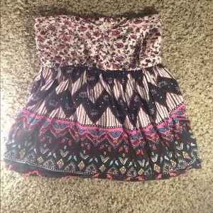 Strapless sweetheart neckline patterned top