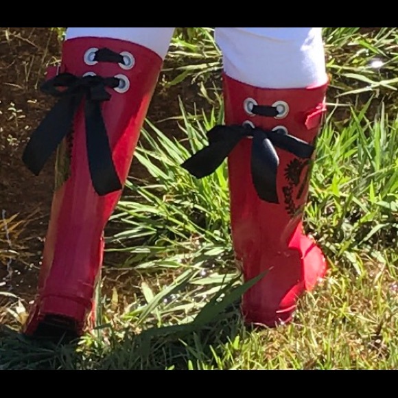 Season ending sale Custom rain boots matching 🎀 - Picture 4 of 8