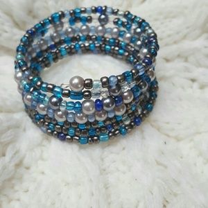 Handcrafted memory wire bracelet
