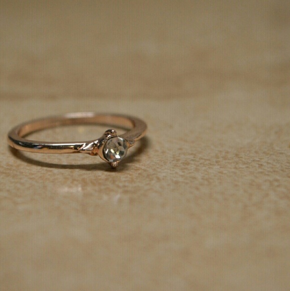 Brand New Rose Gold Midi Knuckle Solitaire Ring - Picture 3 of 5
