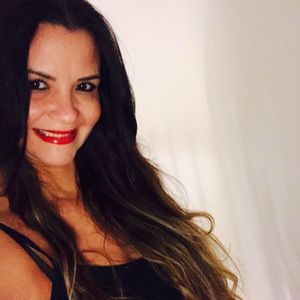 Meet your Posher, Maura