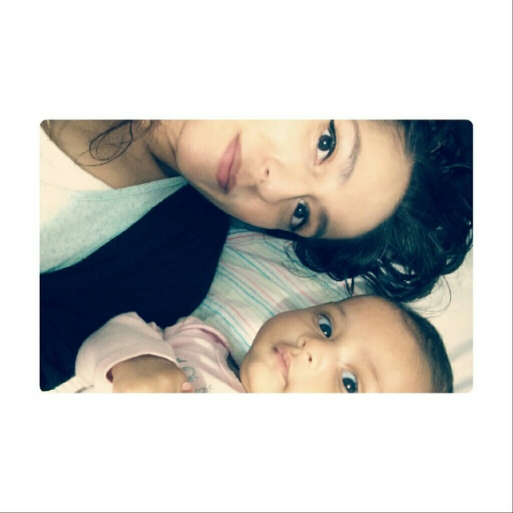 Meet your Posher, Maricela (Joined 04.09.2017) - Picture 2 of 3