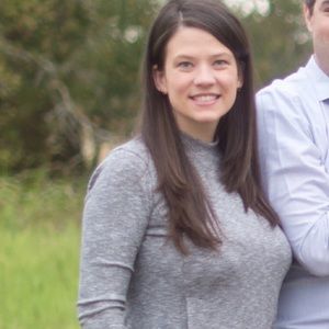 Meet your Posher, Leah