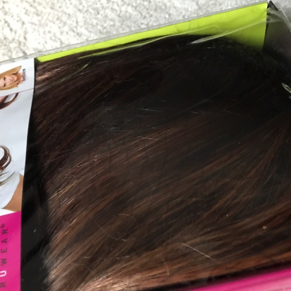 ?NEW?Styleable Wig by Hairdo Jessica Simpson main image 4