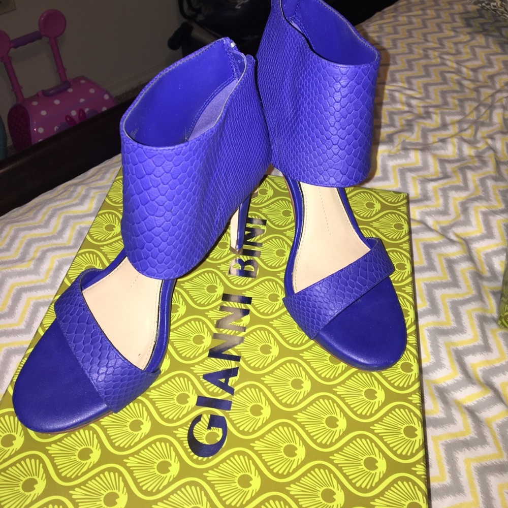 Snake skin Royal Blue Heels