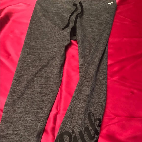NWOT Victoria's Secret PINK Yoga Pants - Picture 2 of 5