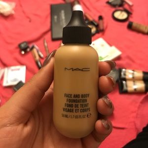 MAC face and body foundation in C5