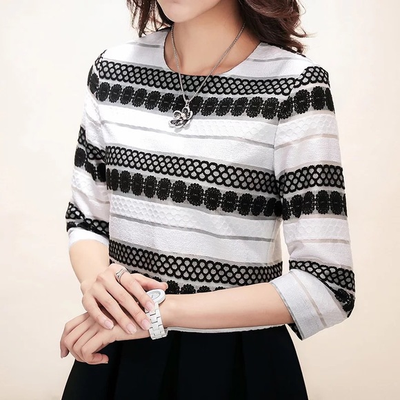 Women's one piece black and white dress - Picture 3 of 4