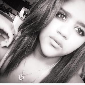 Meet your Posher, Ana