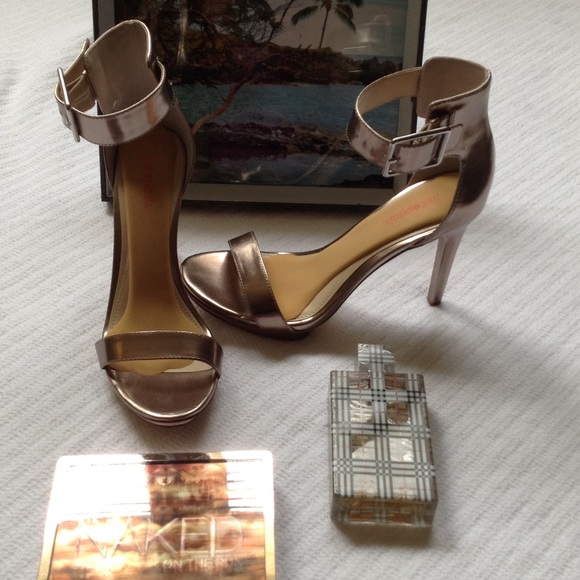 Calvin Klein Shoes - ⭐️Calvin Klein ⭐️platform heels