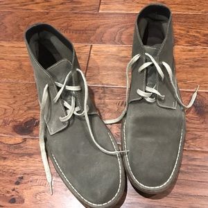 Cole Haan size 11 olive suede chukka boots