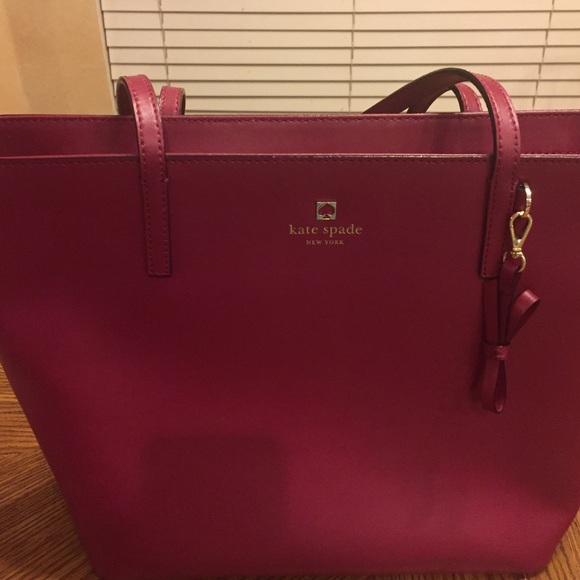 kate spade Handbags - Kate Spade Magenta Tote