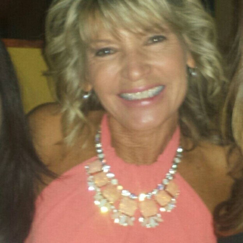 Meet your Posher, Sandi